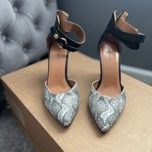 Nine West animal print heels